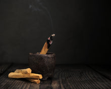 Load image into Gallery viewer, Footed Ceremony Pots