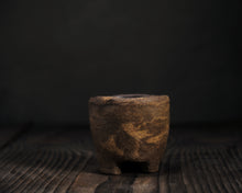 Load image into Gallery viewer, Footed Ceremony Pots