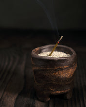 Load image into Gallery viewer, Footed Ceremony Pots