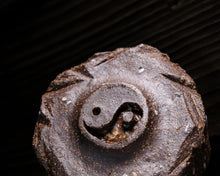 Load image into Gallery viewer, &quot;Balanced Rock&quot; Handmade Kurinuki Faceted Stoneware Tea Bowl w/ Inclusions &amp; Yin Yang Foot
